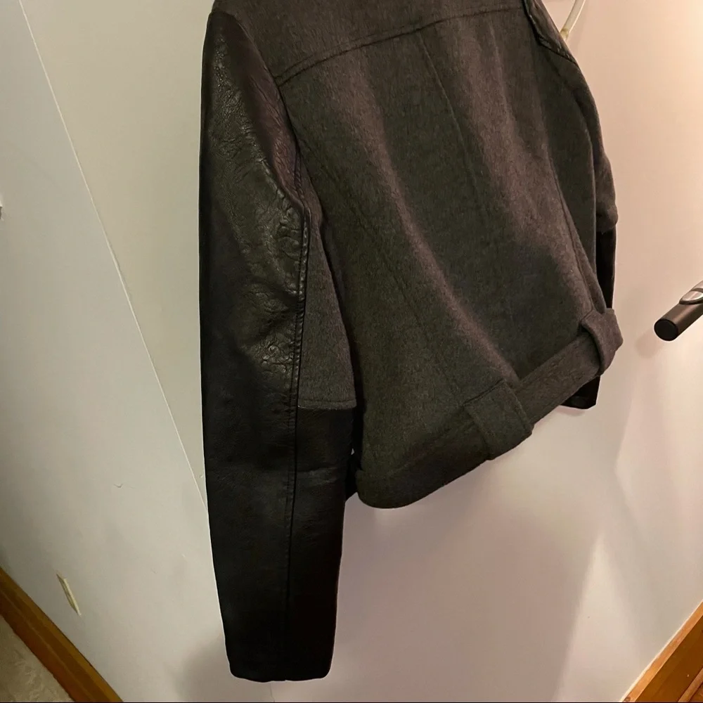 Renvy Bomber Women's Medium M Asymmetrical Lined Belted Gray Black Jacket - Picture 3 of 5
